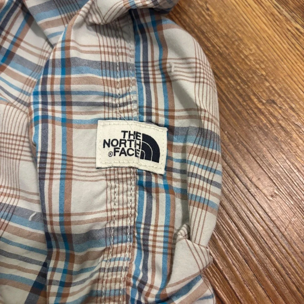 The North Face Mens Plaid Short Sleeve Button Down Shirt Blue Brown NF0A3BDU L